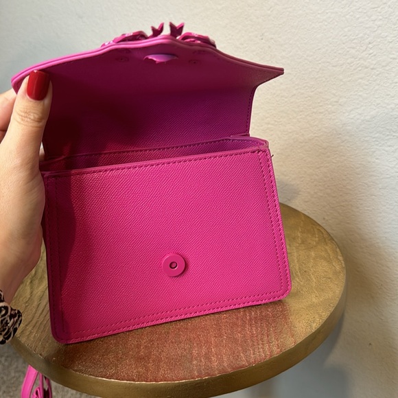 Betsey Johnson XODARLA pink bow crossbody bag NWT - Picture 11 of 12